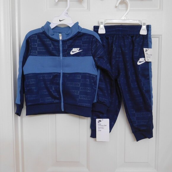 NWT 2pc Nike Navy Logo Zip Front Coat & Joggers Set sz 24 Months - Picture 1 of 1